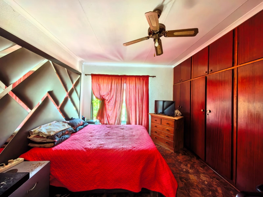 3 Bedroom Property for Sale in Vaalpark Free State